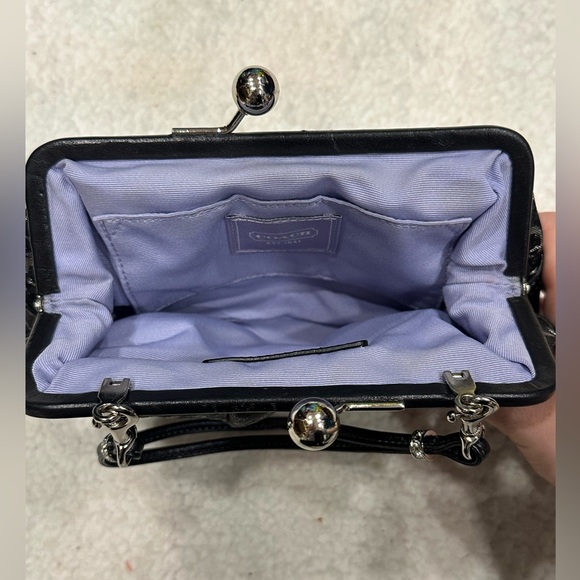 Coach shine black Lurex metallic frame kiss lock clutch wallet - Picture 8 of 8